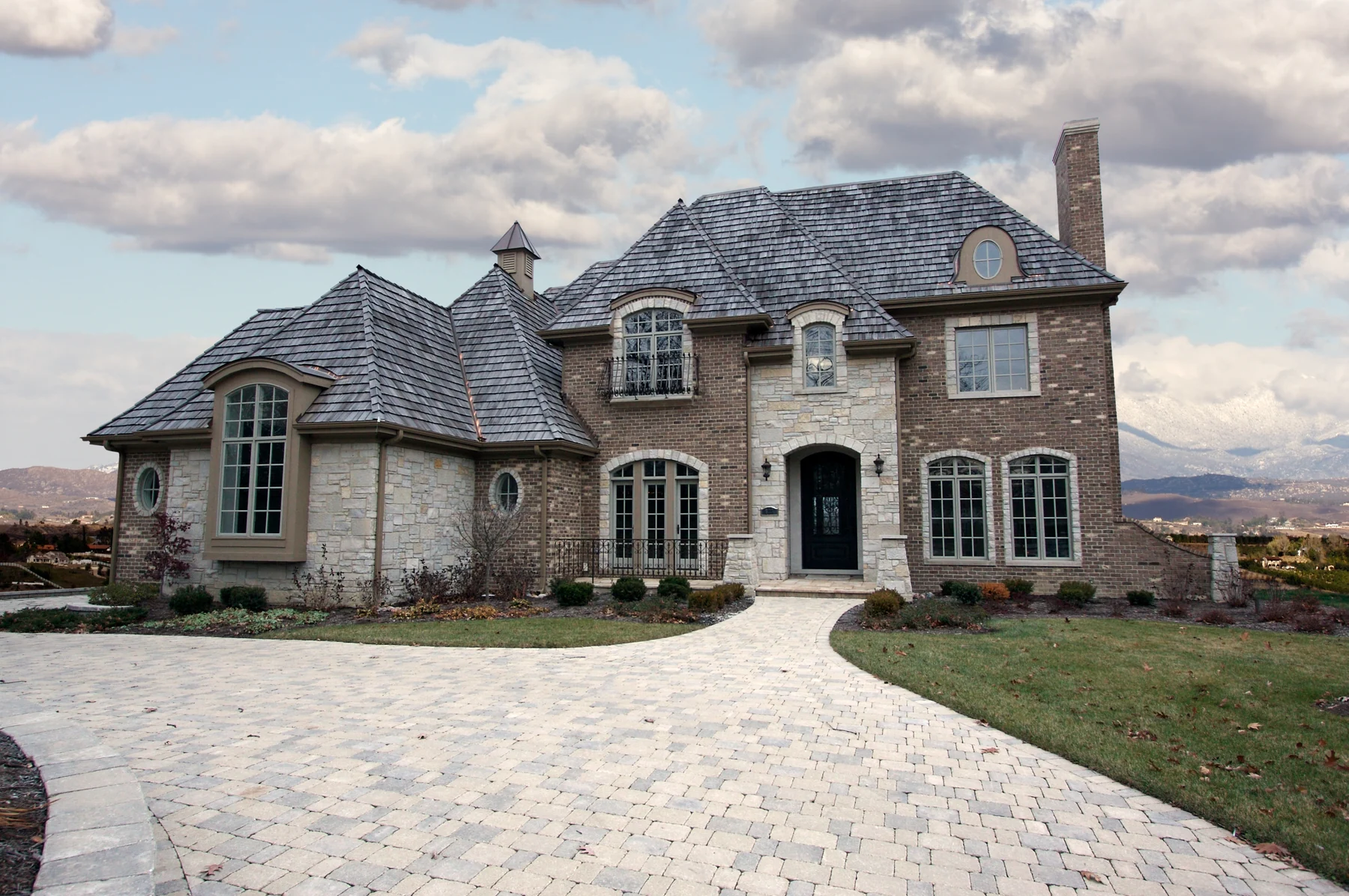 Spacious home on a broad homesite representing Blythewood