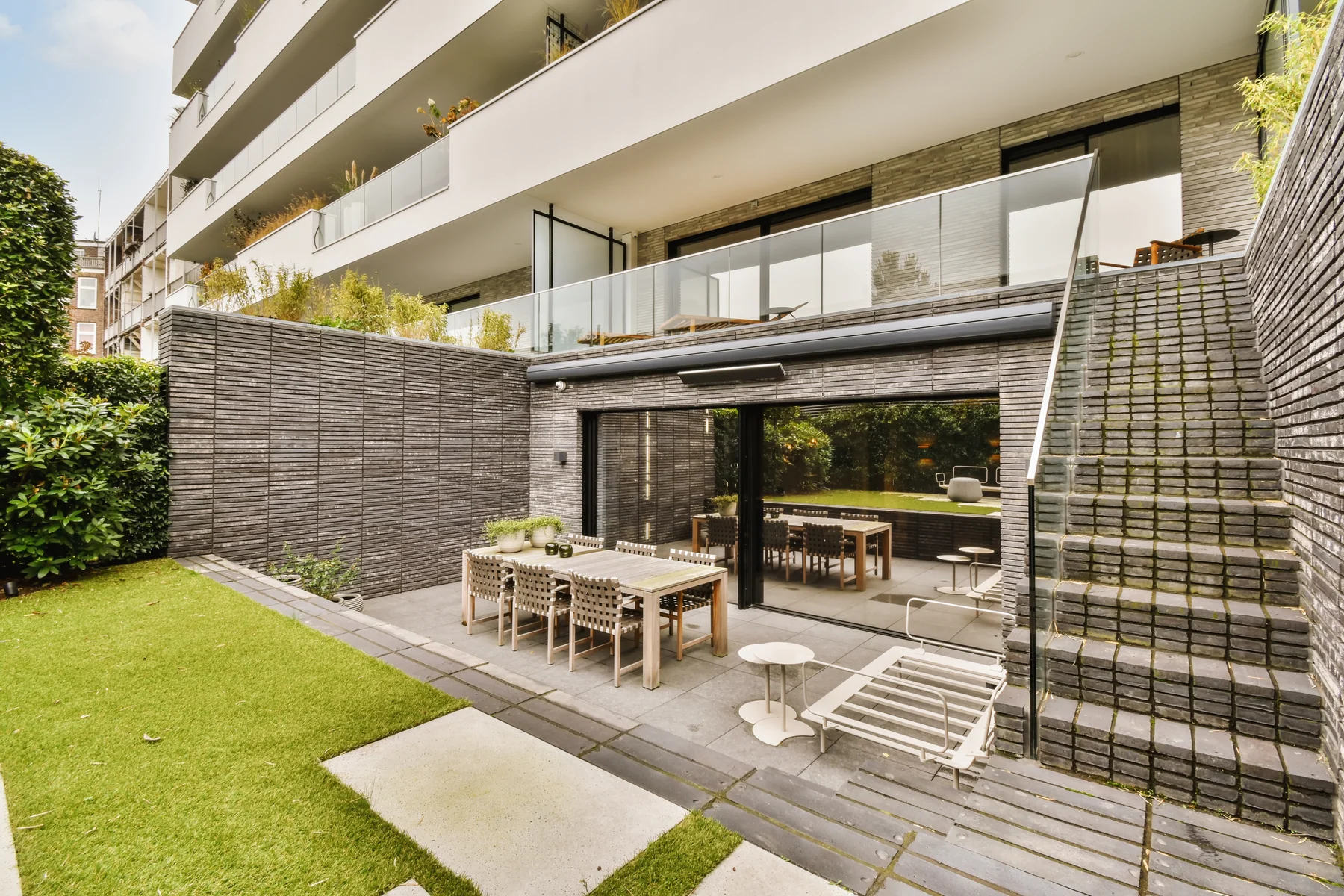 Modern residence and garden representing West Columbia